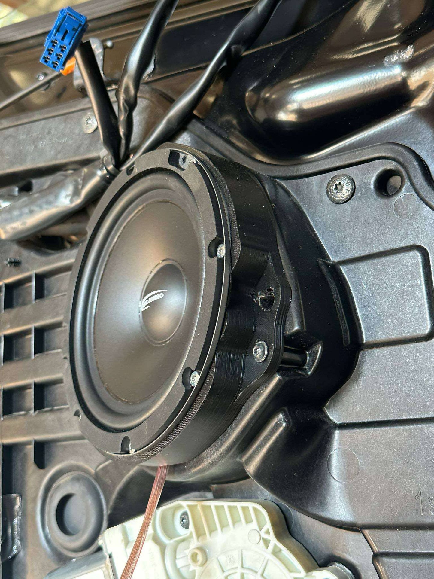 Speaker adapter: Scania Nextgen