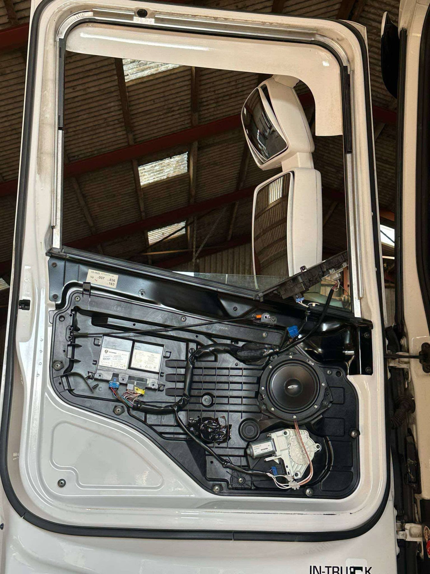 Speaker adapter: Scania Nextgen